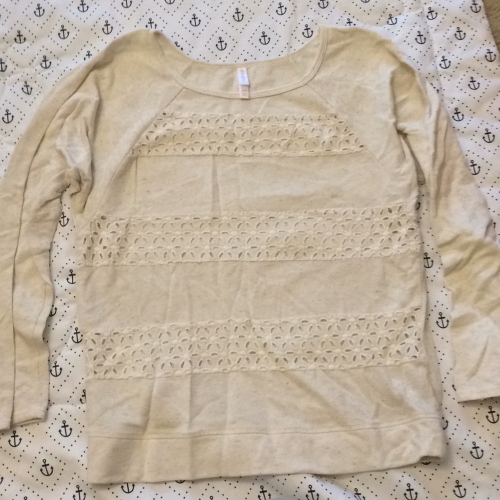 Cream eyelet detail sweater Medium